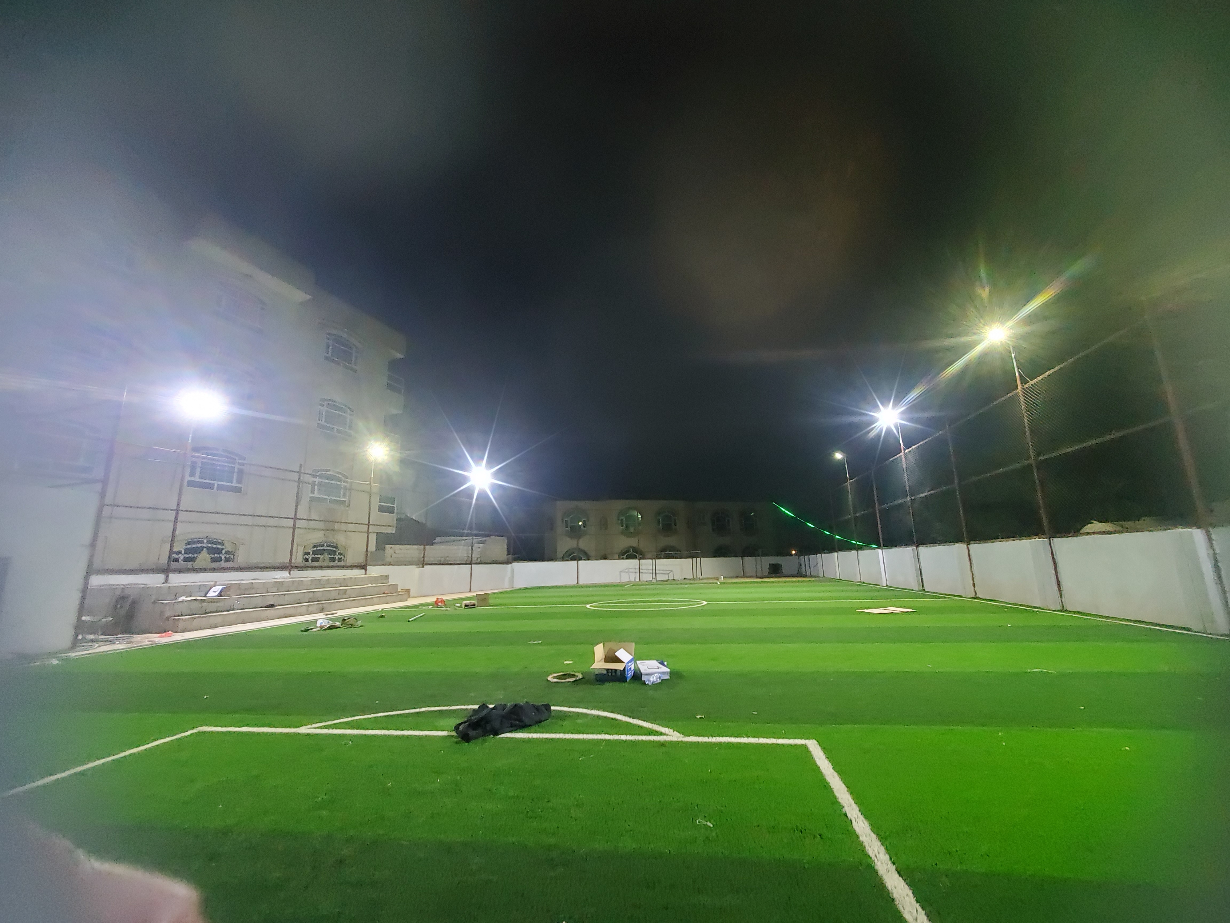 ملاعب عشبية